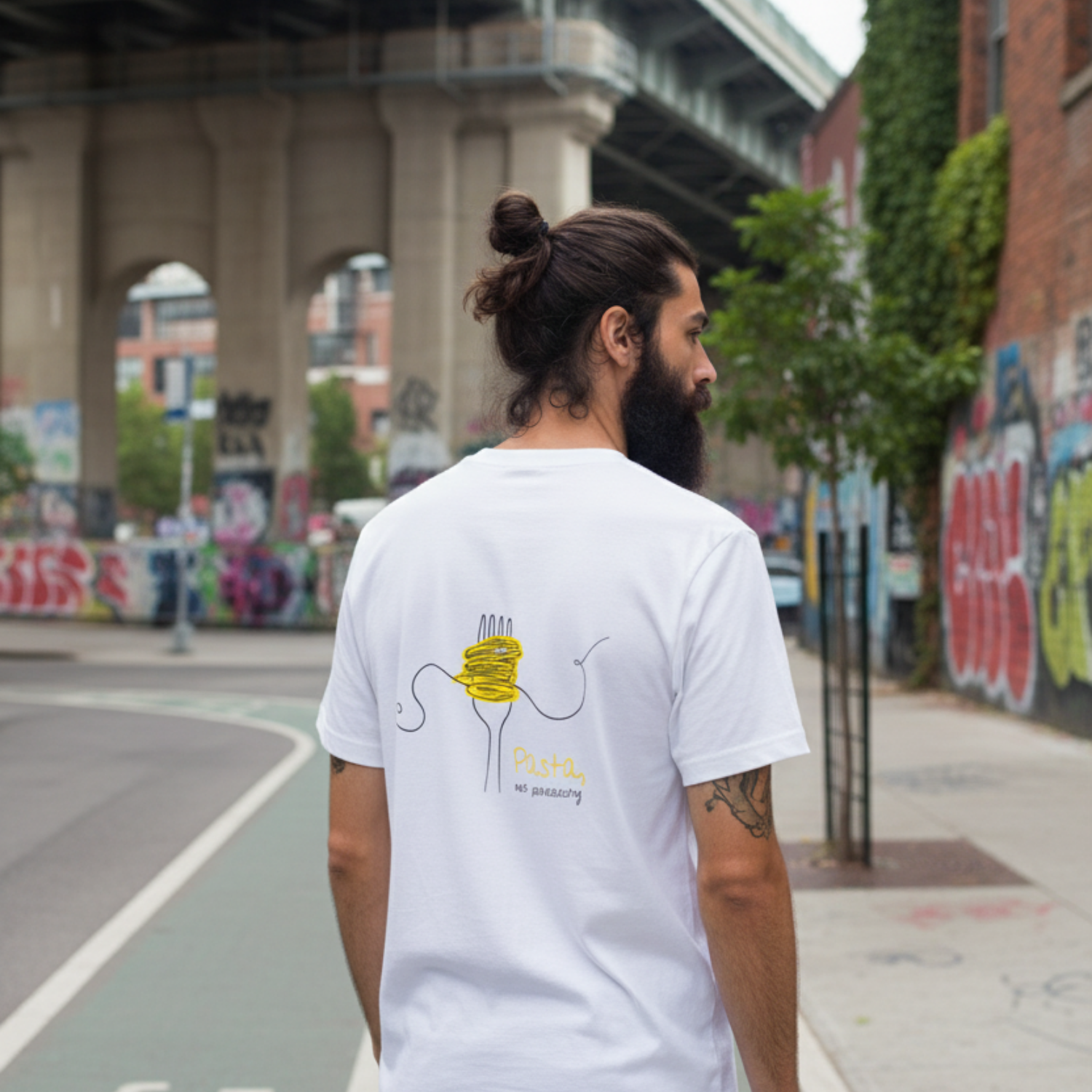 Oversize Shirt (Backprint): Pasta, not patriarchy