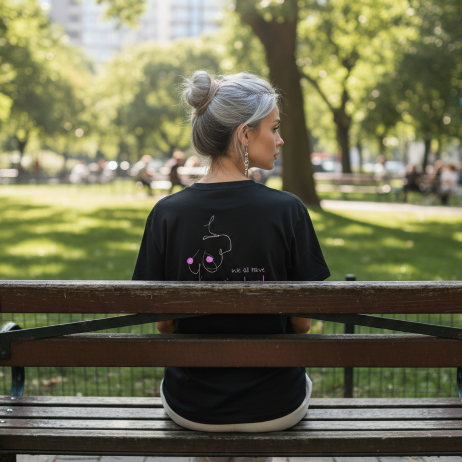 Oversize Shirt (Backprint): We all have nipples!