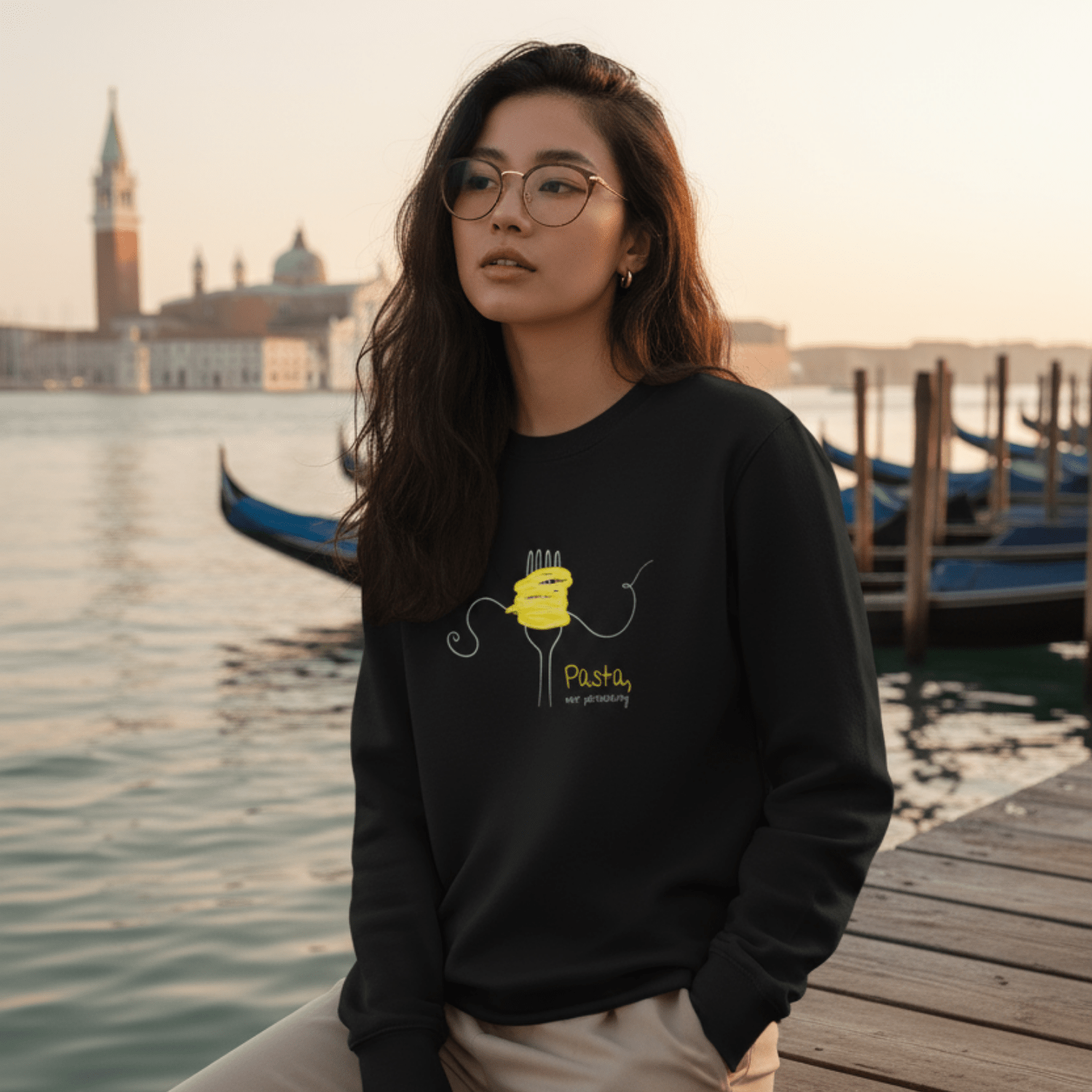No Shit Shirts - Sweatshirt (Frontprint Large): Pasta, not patriarchy - Society & Patriarchy - basic