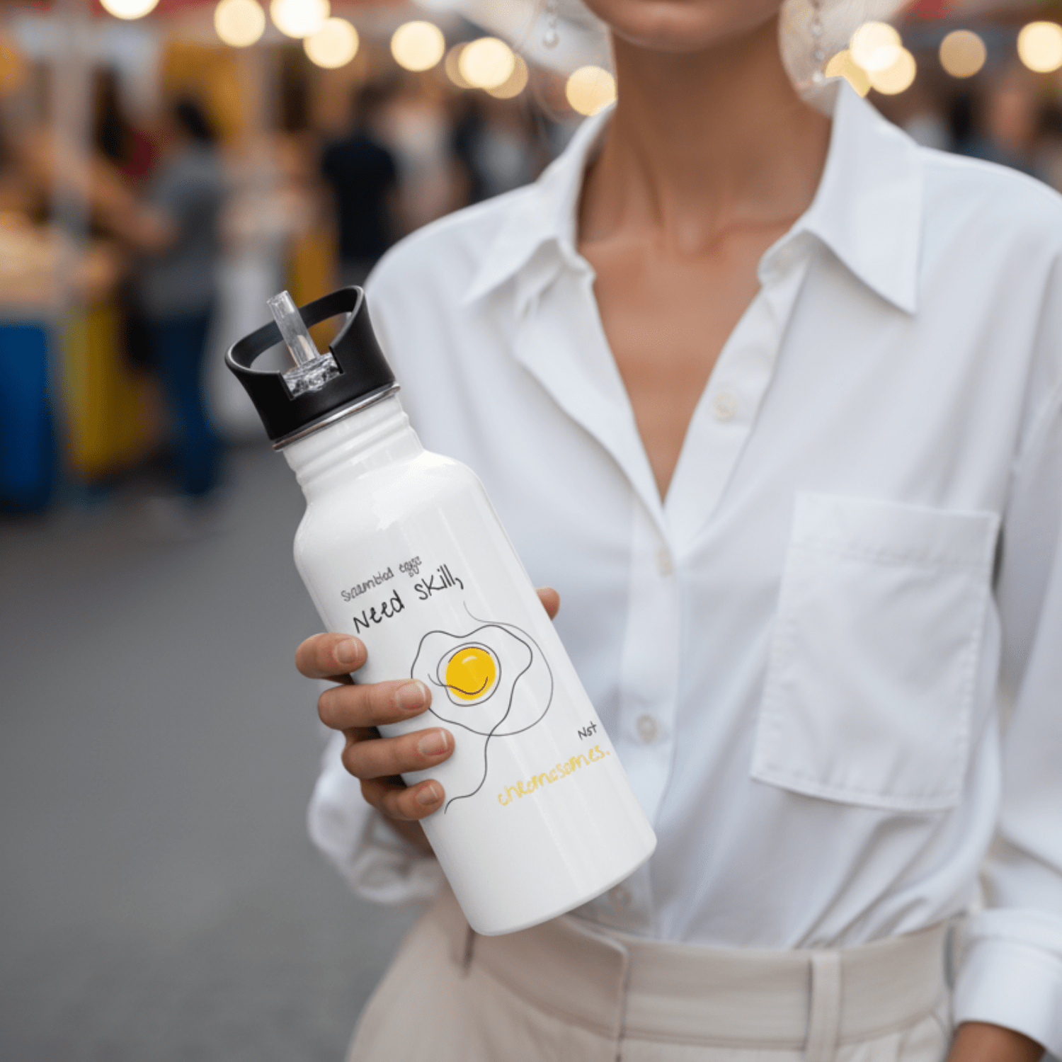 No Shit Shirts - Trinkflasche: Scrambled eggs need skill, not chromosomes. - Gender Roles - basic